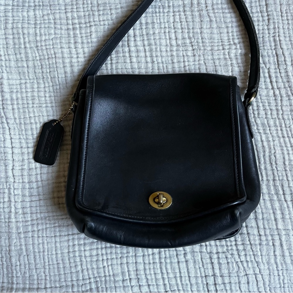 Vintage Coach 1990s 90s black genuine leather crossbody purse - Picture 2 of 12